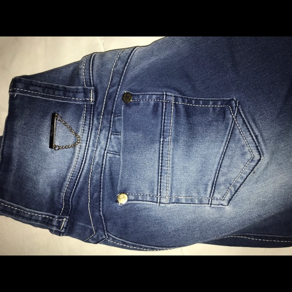 Jeans - Picture 4 of 5